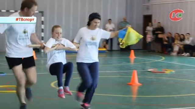 Семейная эстафета "Папа, мама, я - спортивная семья" смотреть онлайн