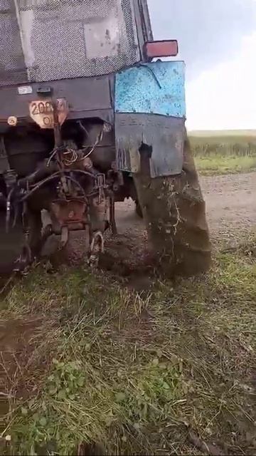 Мтз работает как часики!Дрифт мтз?!😱 #мтз #мтз80 #белару смотреть онлайн