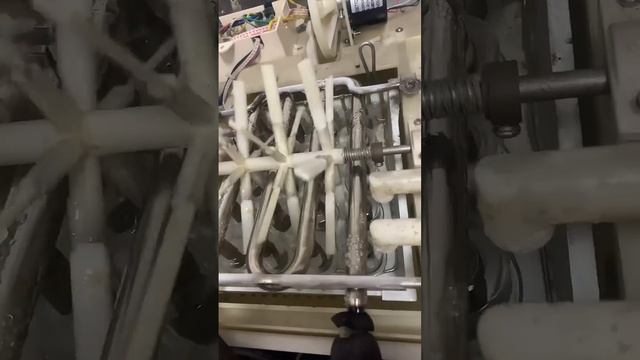 Ледогенератор часть 2 сброс льда. смотреть онлайн