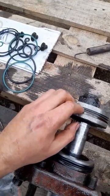 ремонт гідроциліндра задньої навіски юмз смотреть онлайн