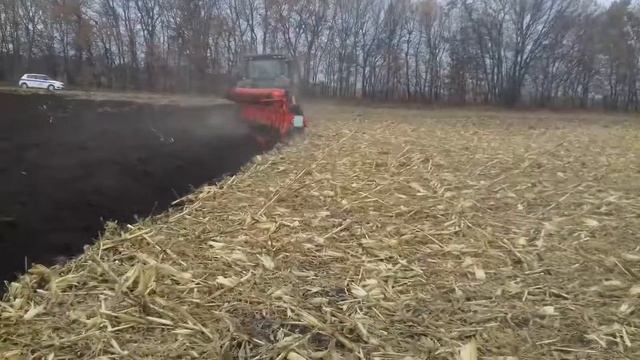 Плуг Kuhn Multi Leader 8 + JD 8310 R №2 смотреть онлайн