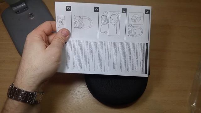 Распаковка - Наушники Sony WH-1000XM3 чёрного цвета с активным и эффективным шумоподавлением смотреть онлайн