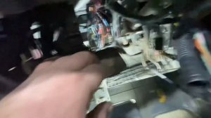 Chevrolet Lacetti. Не работает дальный свет и не выключается б?