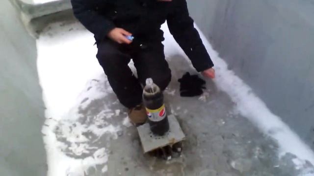 Прикольный опыт!!! Что будет если в пепси добавить VS МЕНТОС???