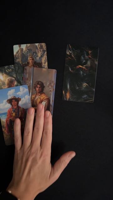 У ВАС ЕСТЬ ТАЙНЫЙ ПОКЛОННИК? Расклад таро гадание смотреть онлайн