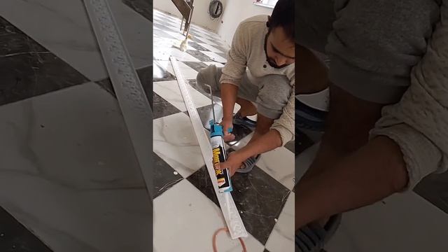 плинтус потолочный. the ceiling skirting board. смотреть онлайн