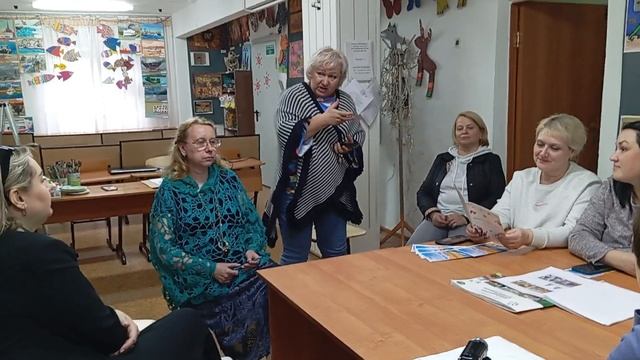 "Человек совершенно с другой сферы (провизор) , а дети л смотреть онлайн