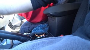 После неудачных оживлений автомобиль бросили у сервиса, АУДИ 80 НЕ ЗАВОДИТСЯ