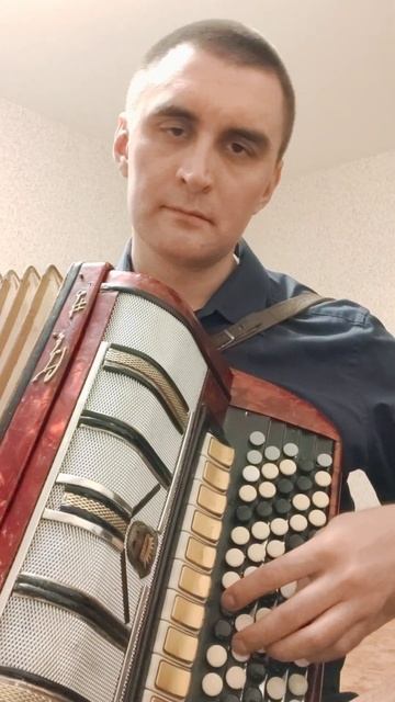 Айдамир Мугу - Есть красивая (cover на баяне) смотреть онлайн