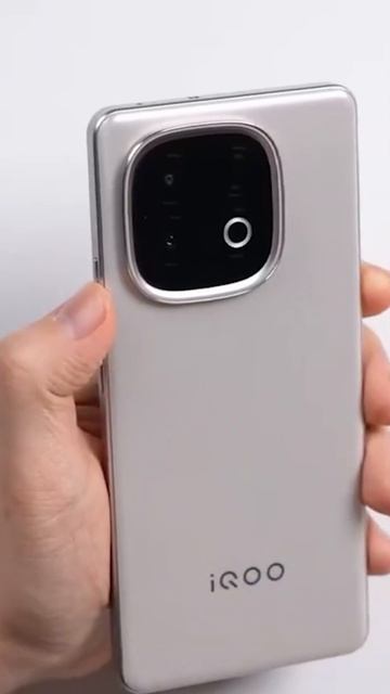 СУБФЛАГМАН iQOO Z10 TURBO PRO ПО ЦЕНЕ БЮДЖЕТНИКА НА НОВОМ ПРОЦЕССОРЕ SNAP 8S GEN 4 #SHORTS смотреть онлайн