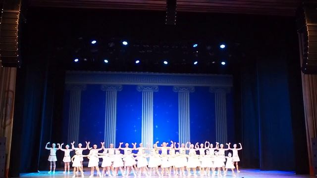 Танец Сиртаки.«Буратино» эстрадно-хореографический ансамбль, ДК"Москвич" г. Москва.18/11/18г. смотреть онлайн