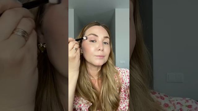 Лёгкий коктейльный макияж