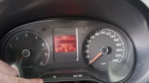 Как настроить часы (текущее время) на VW Polo Sedan: простая ?