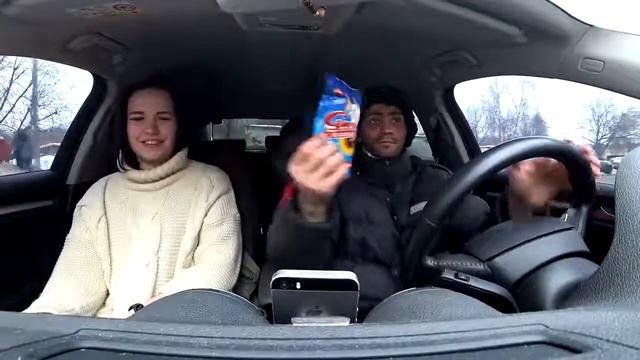 Пранк прикол 😂 Бомж Таксист смотреть онлайн
