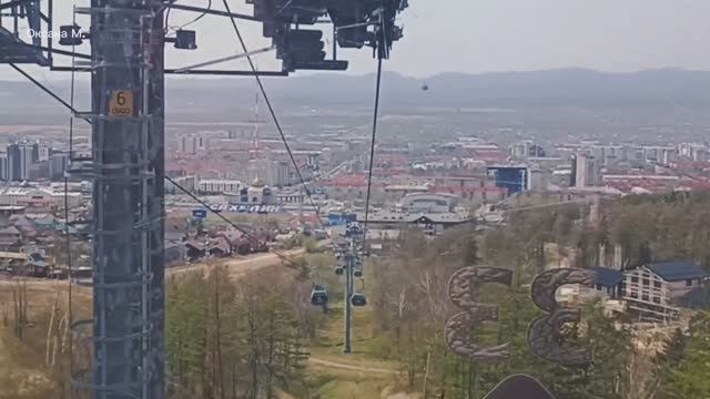 Еду на канатке с Горного Воздуха. Южно-Сахалинск.mp4
