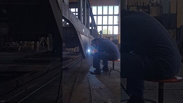 На скоростях 🤣 БС#15 #weld #welder #welding #сварка #сварщик #пете смотреть онлайн