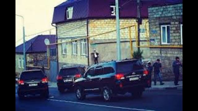 Lesha Ibrai-Двух сотый.Нам бы крузак 200-й и костюм построже. смотреть онлайн