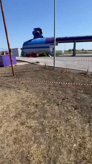 Вновь атака БПЛА украинских боевиков в ночь на 15 мая на Херсонскую область,было громко 🙏😒 смотреть онлайн