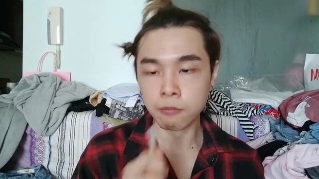Пробуем китайское мороженное! смотреть онлайн