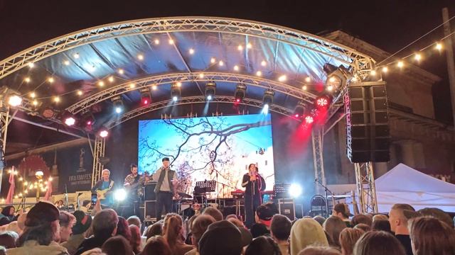 "KREC акустик бэнд". Фестиваль "Ленинградские мосты" на "Мало-Конюшенном" мосту смотреть онлайн