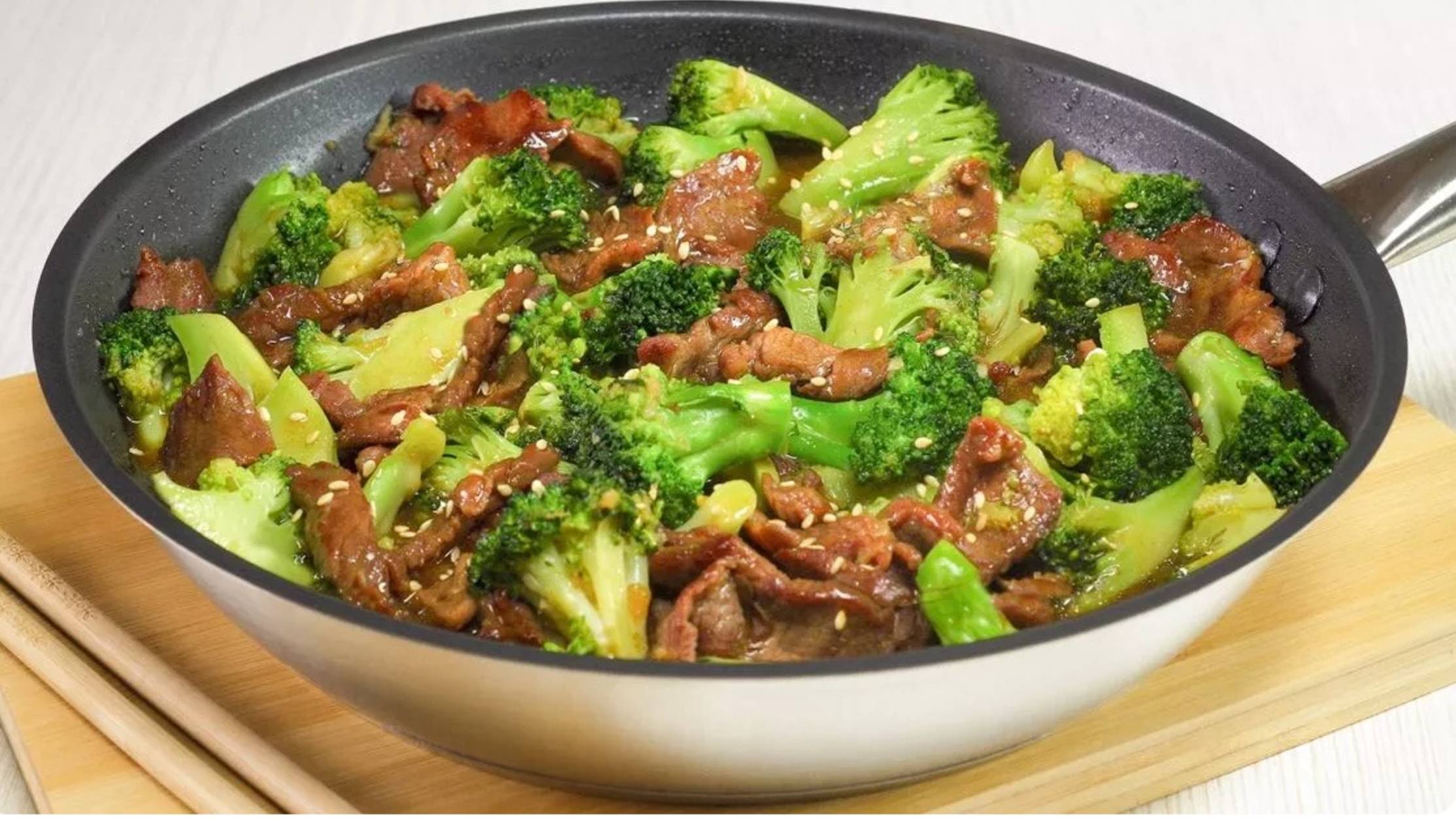 ГОВЯДИНА С БРОККОЛИ ПО-КИТАЙСКИ - Приготовив однажды, захочется повторить. Рецепт от Всегда Вкусно! смотреть онлайн