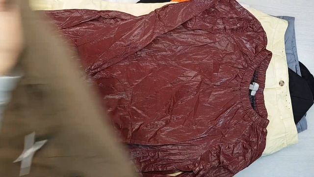 A4 05648 Mix Top Shop a/w (М/Ж микс осень/зима) №5 17,30 кг 24,70€ за кг 42ед смотреть онлайн