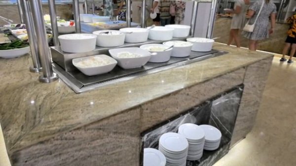 Завтрак в Parrotel aqua park 4* 13 мая 2025 год