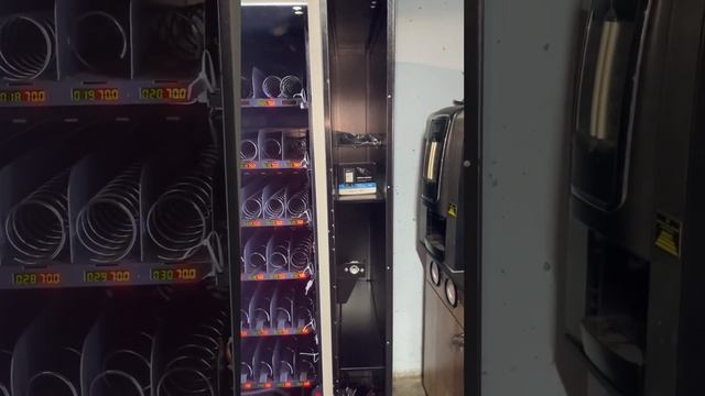 Снек автомат KV10A цена 304000₽!!! 89154557598 смотреть онлайн