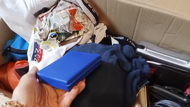 Розбираю посилку з Німеччини Європейська барахолка вінтаж телефони іграшки кераміка біжутерія смотреть онлайн