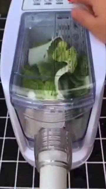 машинка для производства пасты #shorts смотреть онлайн