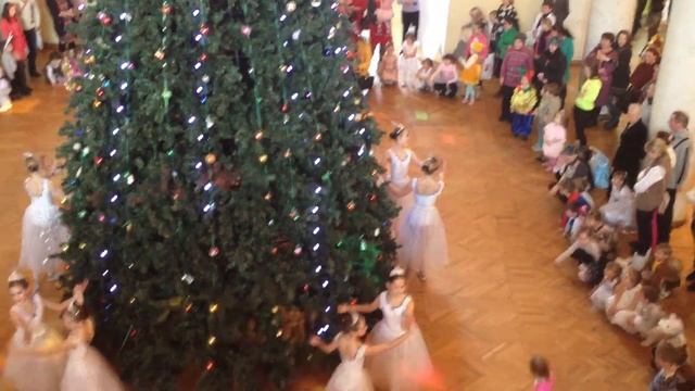 НТБ ДИВЕРТИСМЕНТ , Ёлки 2014-2015 .