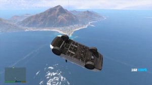 СПУСК БЕЗ ТОРМОЗОВ НА САМОМ ДЛИННОМ ЛИМУЗИНЕ KIA K5 ПО ТРАМПЛИНУ В ГТА 5