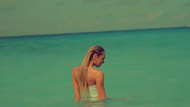 #candiceswanepoel #adrianalima #gigihadid #taylorhill #kendalljenner #victoriassecret #bellahadid #e