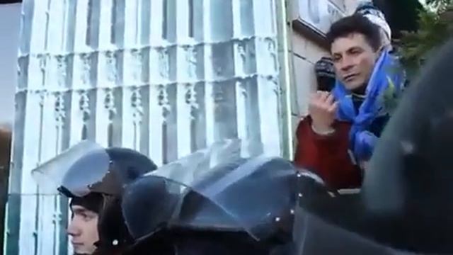 Вы это не вся Украина! общение украинцев с майданопитеками 16 смотреть онлайн