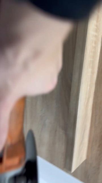 Уши AEG смотреть онлайн