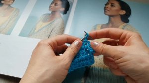 Вяжем стильный поперечный узор спицами 🤷♀️ knitting pattern.