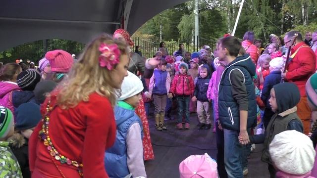 Маракату & Ko - Дударь @ ClownFest-2015. Парк Сокольники, 12.09.2015 смотреть онлайн