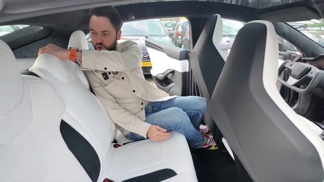 Тест-драйв Tesla Model S Plaid 2025. Запомним её такой!