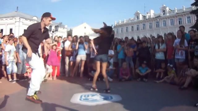 Костя Роганов VS Москвина - Отборочные Hip-Hop 1 круг - Пропечатай стиль 2013