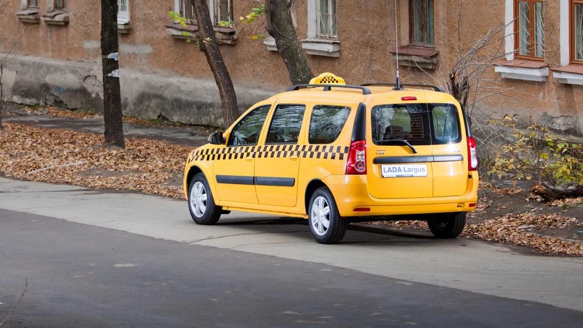 В такси будут только российские автомобили: принят новый закон смотреть онлайн