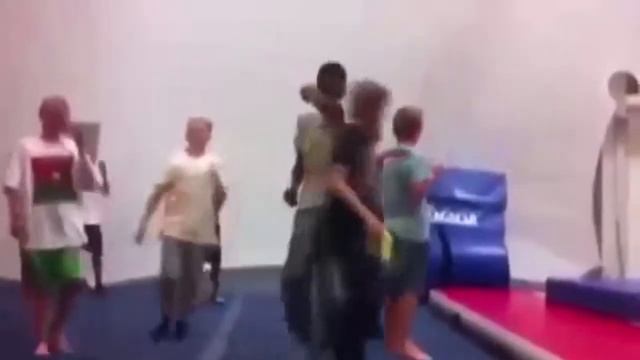 ЛУЧШИЕ ПРИКОЛЫ SAMYY KLASS ВЫПУСК 6 смотреть онлайн