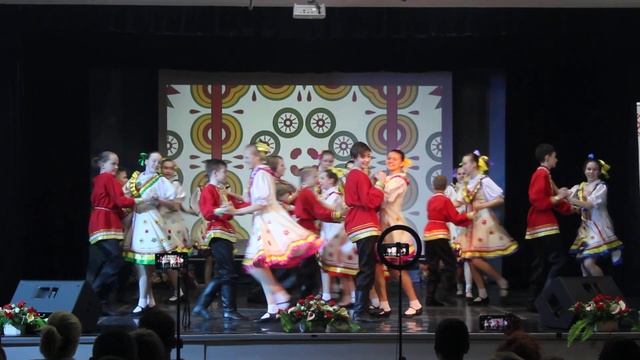 Крендедюлина. хореографический ансамбль Веселуха 02.04.2023 смотреть онлайн