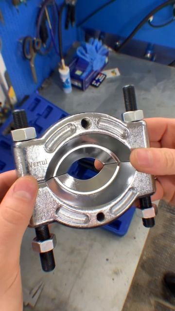 Набор съемников сепараторного типа для подшипников 30- смотреть онлайн