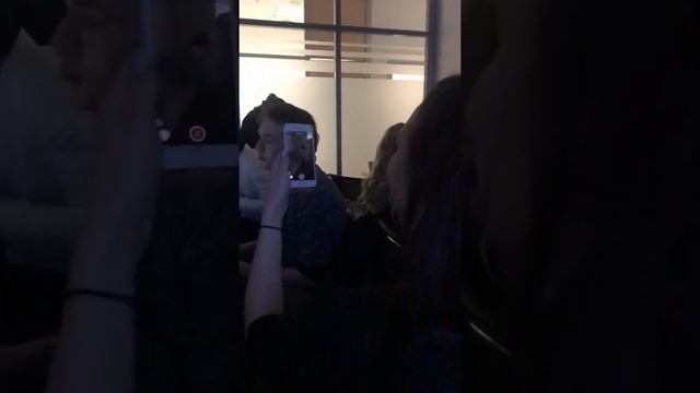 Звонок в службу психологической помощи. Социальный Эксперимент. смотреть онлайн