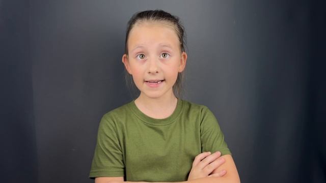 Милана Сокольникова -Логичный Умник 
"Суповая теория"