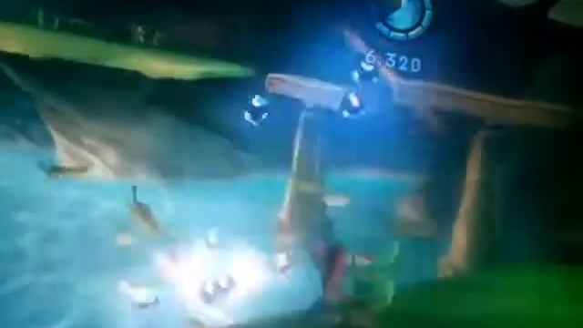 Прохождение игры:Crash Of Titans.#1Новый прыжок