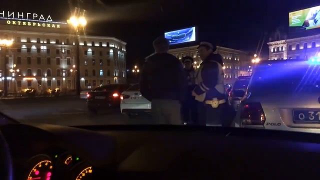 ВКЛЮЧИЛ "МЕНТ НА МЕНЯ ГАЗУЕТ" ПРИ ДПСНИКАХ - BASS VLOG смотреть онлайн