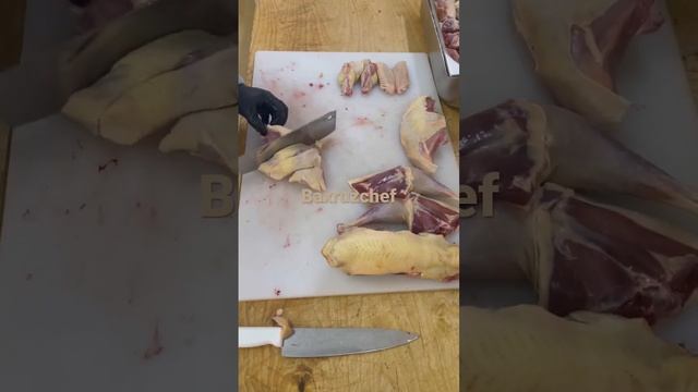 Разделка индейки на мангале шашлык ,это бомба ￼#shorts #ke? смотреть онлайн