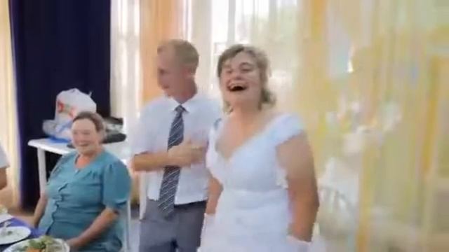 Свадебный прикол. Смотреть онлайн. Видео смотреть онлайн