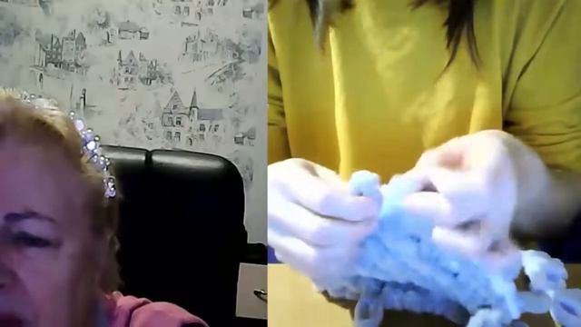Советы, вязание из Ализе Пуффи и общение в скайпе knitting from Alize Puffy and chatting on Skype смотреть онлайн